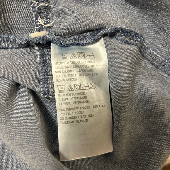 d&CO Denim Button Up Shirt Blue Chambray Material Size XL Pre-owned - Picture 6 of 6